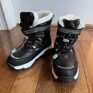 Kids Diane Von Furstenberg winter boots size 1